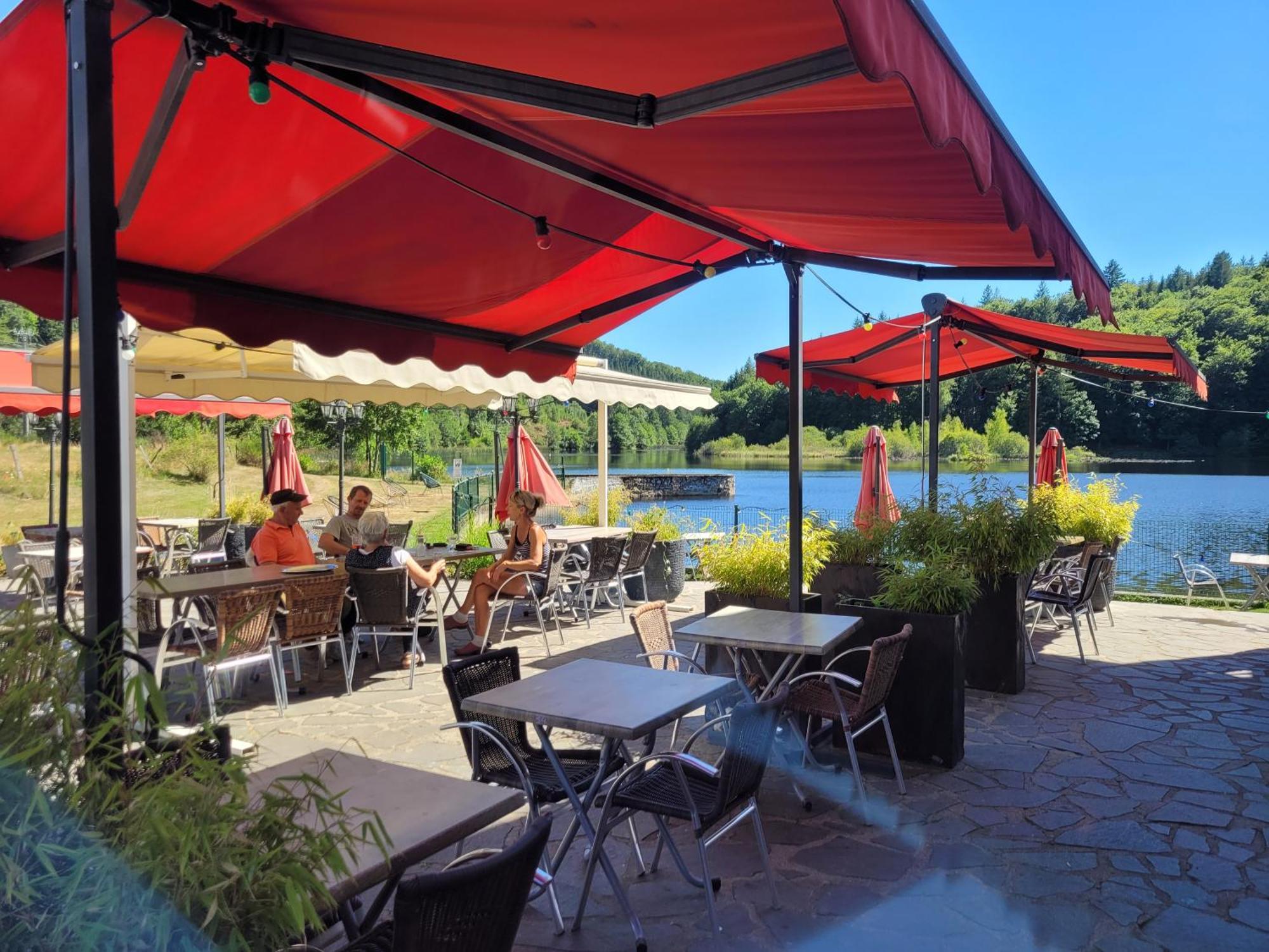 Le Lac Des Moines Condat  ภายนอก รูปภาพ